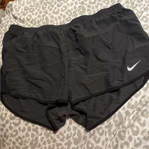 Nike Black Athletic Shorts Lightweight Moisture-Wicking